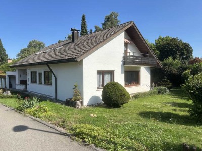 Geräumiges Mehrfamilienhaus mit großem Garten und ausgebautem Keller in Calw-Wimberg
