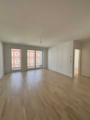 Attractive 2-room apartment with balcony and fitted kitchen in Berlin