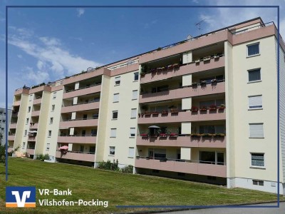 Hier können Sie kreativ sein: Helle & unrenovierte 3-Zimmer-Wohnung in beliebter Innstadt!
