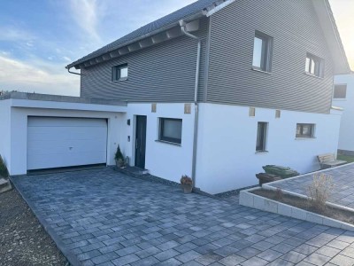 *Provisionsfrei* Neues & modernes EFH KFW 40 plus & Garage im ruhigen Neubaugebiet/Feldrandlage