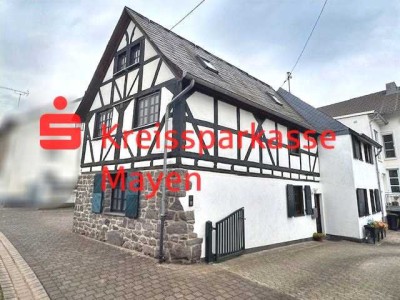 Zwei familienfreundliche Häuser auf einem Grundstück