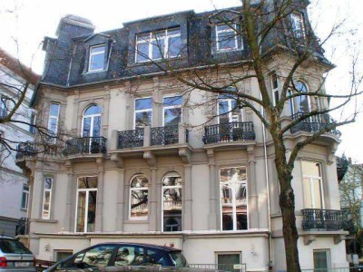 4-ZKB-Luxuswohnung in denkmalgeschützter Altbau-Villa im Herzen von Bad Nauheim