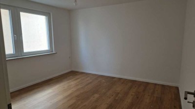 modernisierte 2,5-Zimmer Wohnung in zentraler Lage