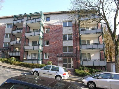 Schöne 2 Zimmer Wohnung mit Balkon in der Südstraße