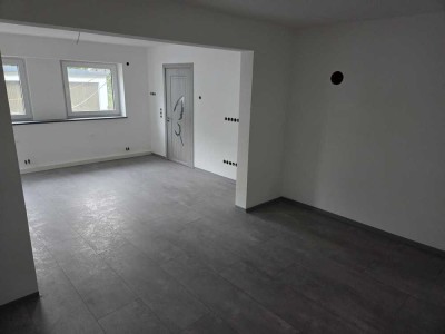 Renoviertes Freistehendes Einfamilienhaus in Burgberg (Giengen) zu Vermieten