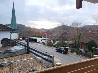 Großer Balkon, Stellplatz UND Garage