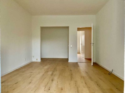 Stilvolle, modernisierte 2-Raum-Wohnung mit gehobener Innenausstattung in Ratingen