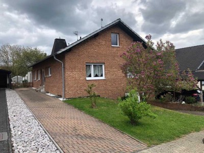 Nähe Altenkirchen, frisch renoviertes EFH mit Terrasse/Garten und Garage - direkt vom Eigentümer