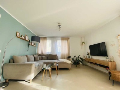 PERFEKT: Sehr schöne, moderne 2-Zi.-Wohnung * toller Balkon * Keller * Duplex-Parker *