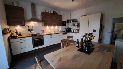 Freundliche 3-Zimmer-Wohnung mit gehobener Innenausstattung mit Balkon in Bielefeld