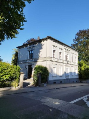 ***Liebhaberobjekt: Attraktives Wohnen in der historischen Oberstadt!***