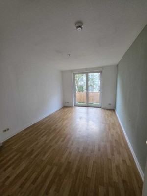 Freie & schöne 2 Zimmerwohnung mit Balkon ab sofort provisionsfrei zu verkaufen