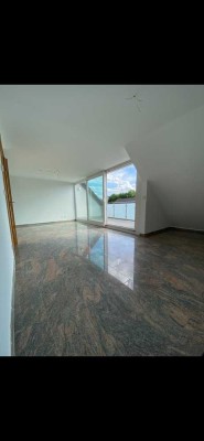 Ansprechende 4-Zimmer-Maisonette-Wohnung mit Balkon in Essen