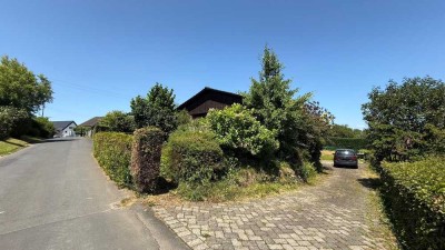 Freistehendes Einfamilienhaus mit Wärmepumpe, großem Garten & Ausbaupotenzial