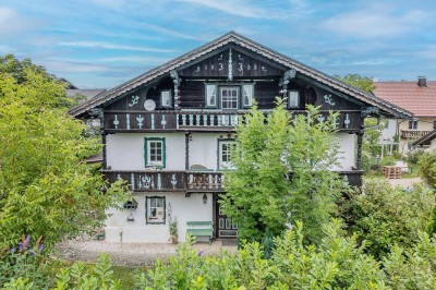 WOHNEN IM NATURPARADIES!Charmantes Bauernhaus - nähe Mattsee