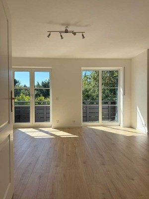 Erstbezug nach Sanierung: exklusive 1-Zimmer-Wohnung mit Balkon in Gilching