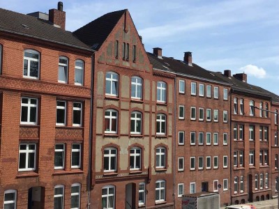 Renovierte Wohnung mit Loggia in zentraler Lage!