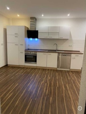 3-Zimmer-Wohnung mit Einbauküche, Stellplatz & Keller – zentrumsnah und ruhig!