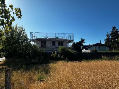 Erstbezug mit Balkon: Stilvolle 2-Zimmer-Terrassenwohnung mit geh. Innenausstattung
