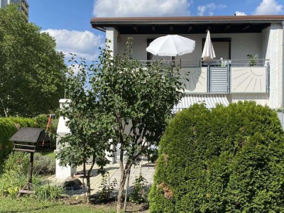 Top gepflegtes REH mit Garage und AAP - kaufen und einziehen!