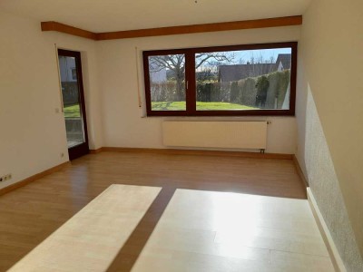 Helle 2-Zimmer Einliegerwohnung mit Terrasse in Staig