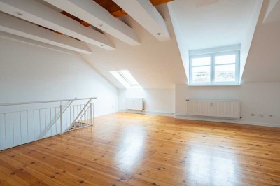 Zwei Ebenen, tausend Möglichkeiten: Frisch Sanierte 4-Zimmer-Maisonette mit stilvollen Altbaudetails