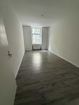 3-Zimmer-Wohnung mit Balkon auf der Mallinckrodtstraße zu vermieten.