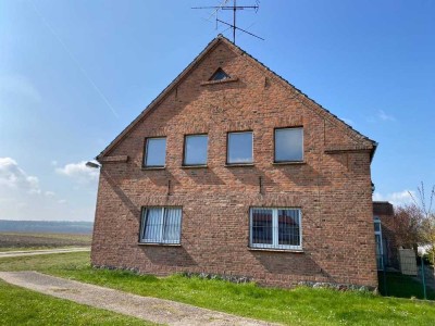 Malchin: 3.600 m² Grundstück mit 2 Familienhaus frisch saniert per SOFORT zu VERKAUFEN