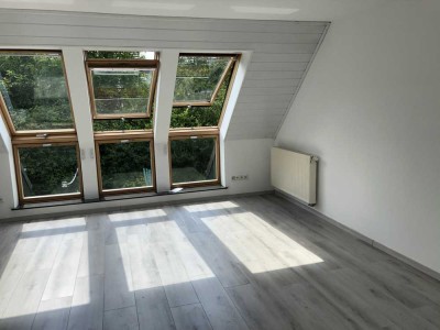 2-Zimmer-Maisonette-Wohnung mit Balkon und Einbauküche in Arnsberg