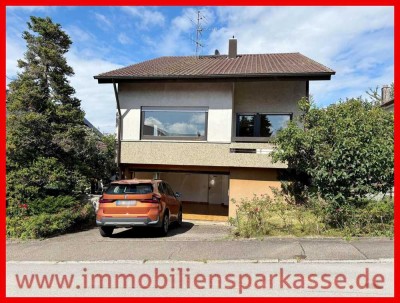 Solides massives Einfamilienhaus mit Garten und Garage