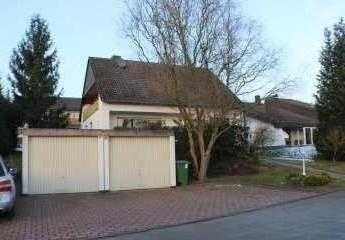 2 Fam.- Haus mit App. im Souterrain in  ruhiger Lage in Ahnatal