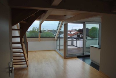 Lichtdurchflutete 3-Zimmer Maisonette-Wohnung in Öpfingen