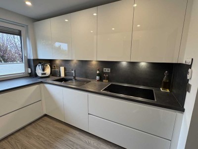 3 Zimmer Wohnung mit Balkon und 2 Garage in Burgdorf