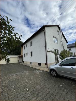 Großzügige 4-Zimmer-Wohnung mit Garten, Wintergarten, Terrasse und Garage in Leipheim