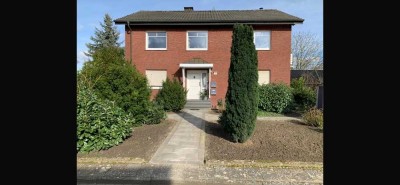 Geschmackvolle, gepflegte 3-Raum-Wohnung mit gehobener Innenausstattung mit Balkon und EBK in Greven
