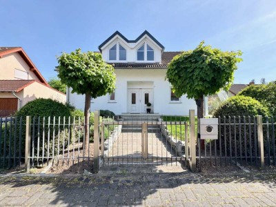 Freigeplantes Architektenhaus -
zeitlos schön