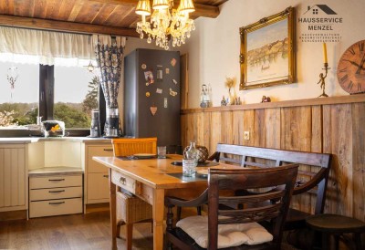 Ansprechende 5-Zimmer-Maisonette-Wohnung mit gehobener Innenausstattung in Roding