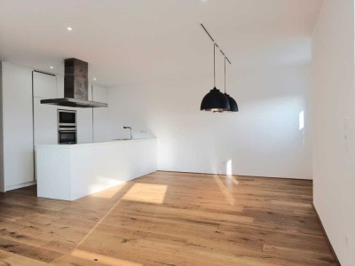 Moderner Wohntraum!
Helle 3-Zimmer-Wohnung mit Einbauküche und Balkon in Bad Schönborn-Mingolsheim
