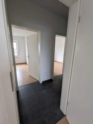 +++WUNDERSCHÖNE 4 RAUMWOHNUNG M. BALKON+++2 BÄDER M. DUSCHE U. WANNE+FBH+ABSTELLKAMMER++UVM.++