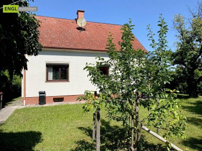 Neubau oder Sanierung, Grund mit südseitigem Garten in ruhiger Lage