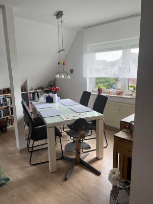 5 - Zimmer Maisonette Wohnung mit EBK, Dachterrasse, Keller und 2 Stellplätzen
