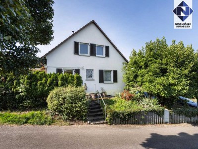 EINMALIG: Freistehendes Einfamilienhaus mit Büro / Hobbyraum und viel Potenzial