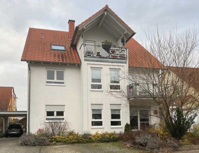 Moderne 4,5-Zimmer-Wohnung im 1. OG mit Carport-Stellplatz in Niederkirchen bei Deidesheim