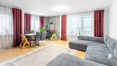 Helle und sanierte 3-Zimmer-Wohnung mit Wintergarten und Balkon