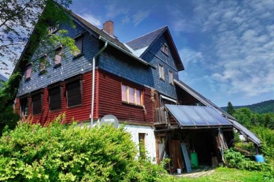 Modernes Familienhaus mit großem Garten