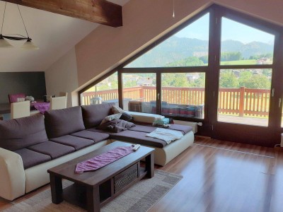 Bad Ischl: 2 Zimmer Wohnung mit großer Terrasse