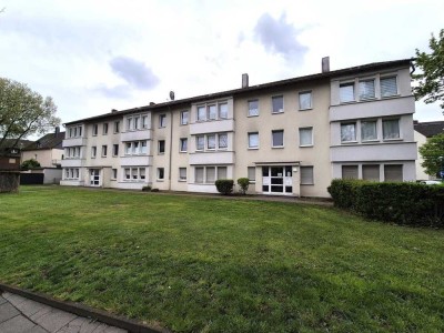 Helle 4-Zimmer-Wohnung mit Balkon!