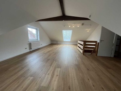 Renovierte 3-Zimmer-Maisonettewohnung mit Südbalkon