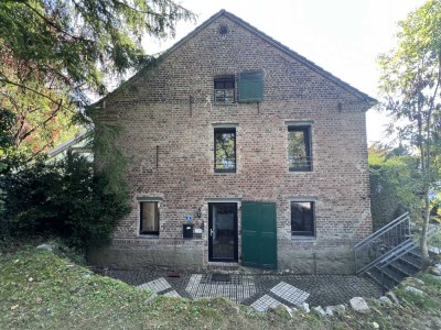 Stilvoll restauriertes Einfamilienhaus auf einem Schlosshof in Gräfrath/Haan