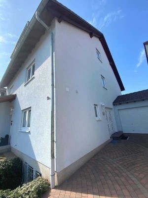 Den Sommer im eignen Haus mit Garten und Garage genießen!